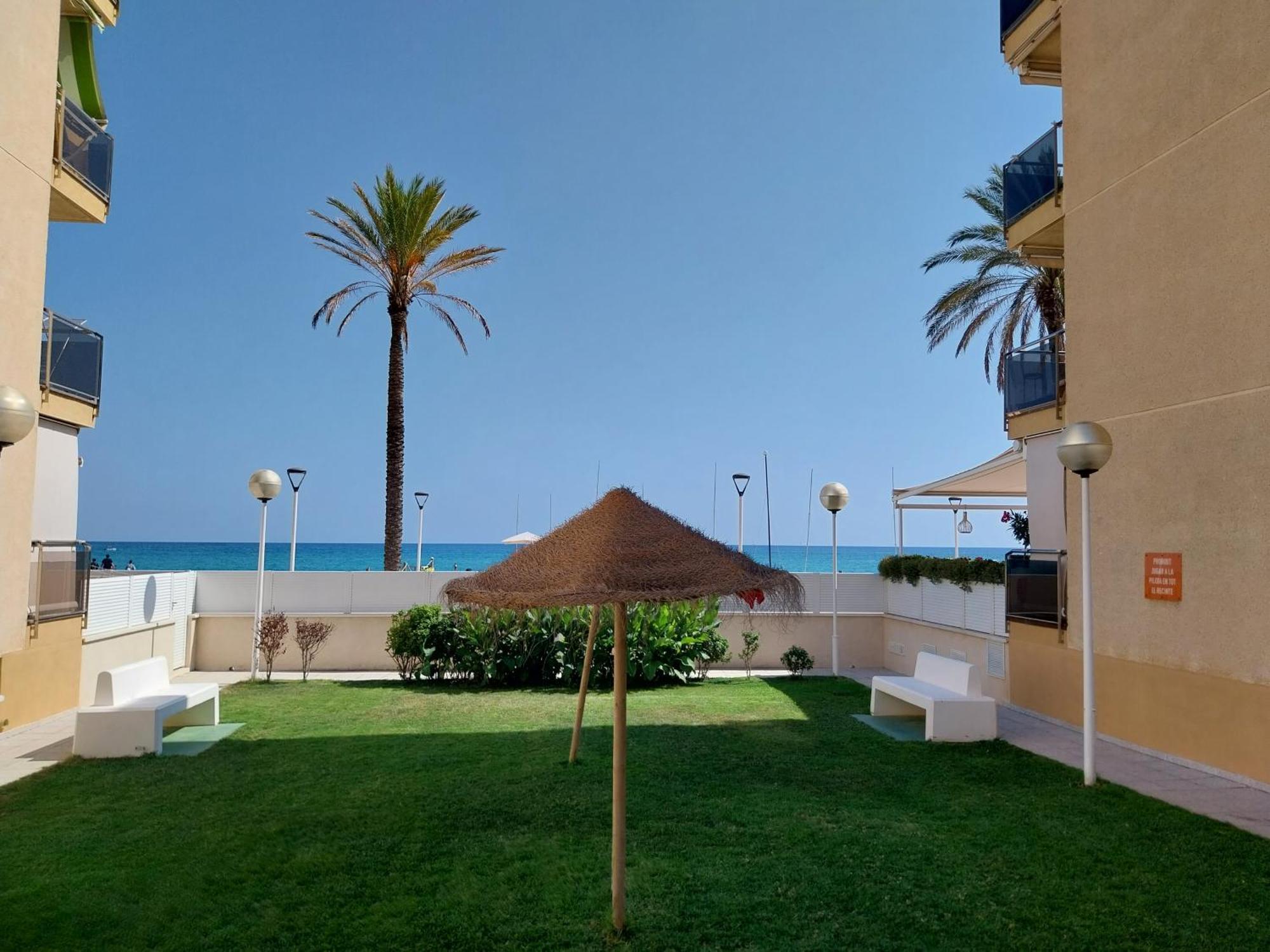Calafell Beach Experience- Calafell Playa Екстериор снимка